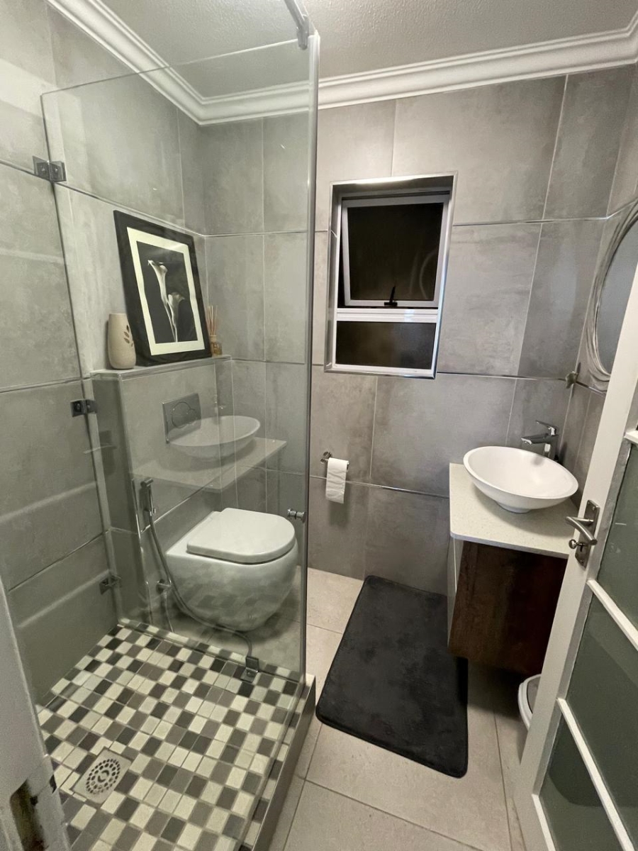 To Let 3 Bedroom Property for Rent in Humewood Eastern Cape